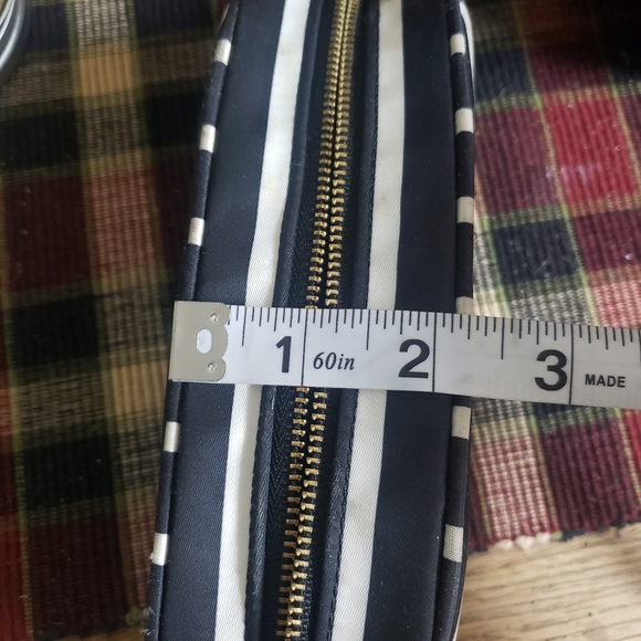Kate Spade small makeup bag. - Picture 6 of 6